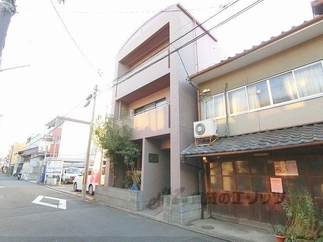 PARK SIDE 秀泉の外観画像