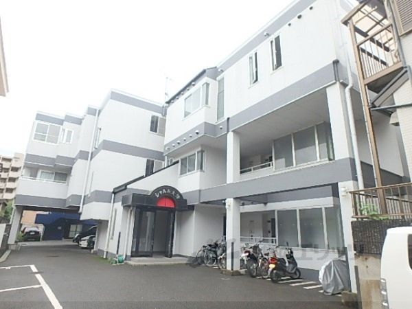 シャルル大津の外観画像