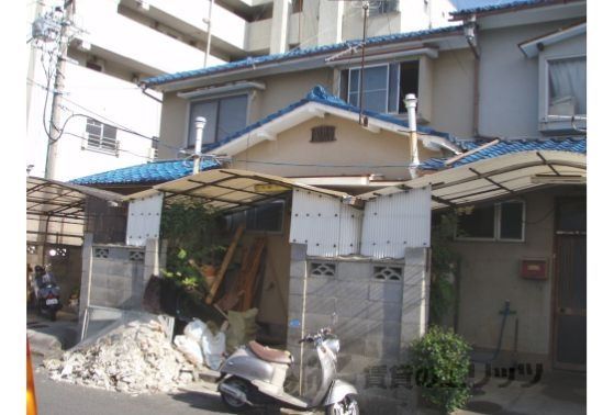 大宮南箱ノ井町2-2貸家D号室の外観画像