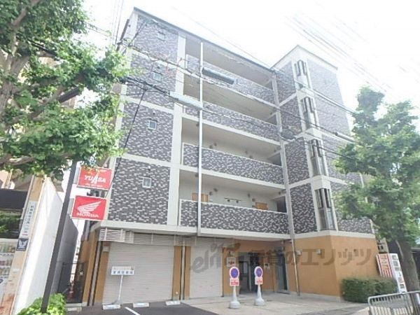 セラヴィ新丸太町の外観画像