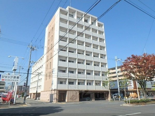 グランドパレス西院 東館の外観画像
