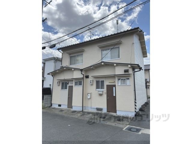 嵯峨石ケ坪町11-3テラスハウスの外観画像