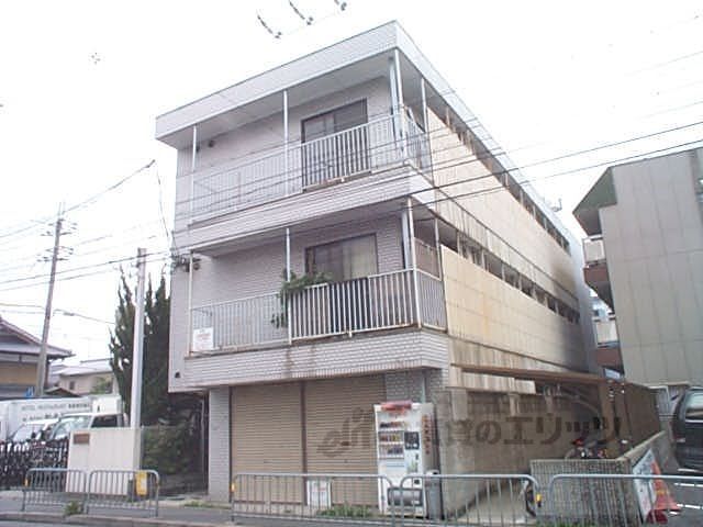 アルファ吉祥院の外観画像