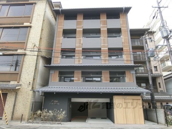 ファーストフィオーレ京都西陣の外観画像