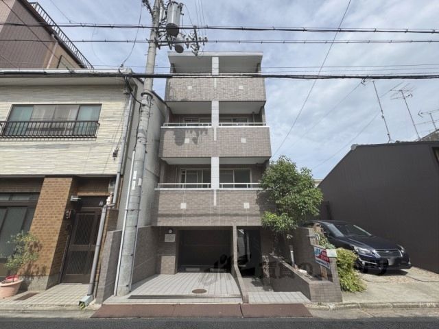 Gare仁王門の外観画像