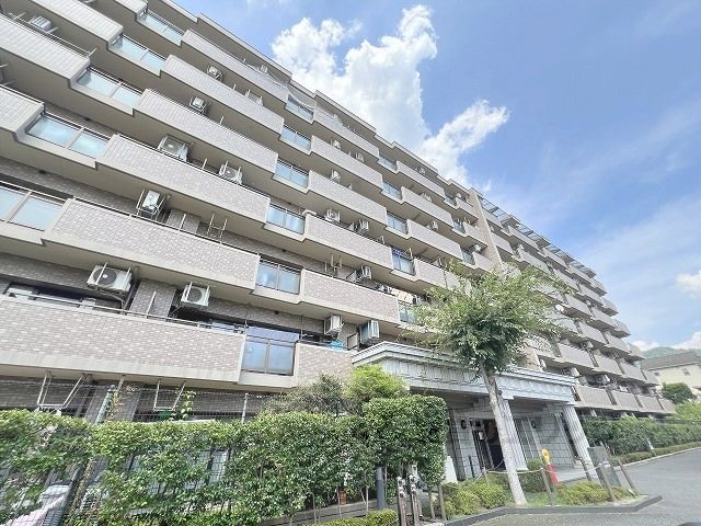 パデシオン宇治三室戸Ⅱ番館の外観画像