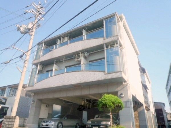 パティオプラスパⅢの外観画像