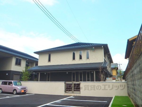 シャーメゾンUN(B棟)の外観画像