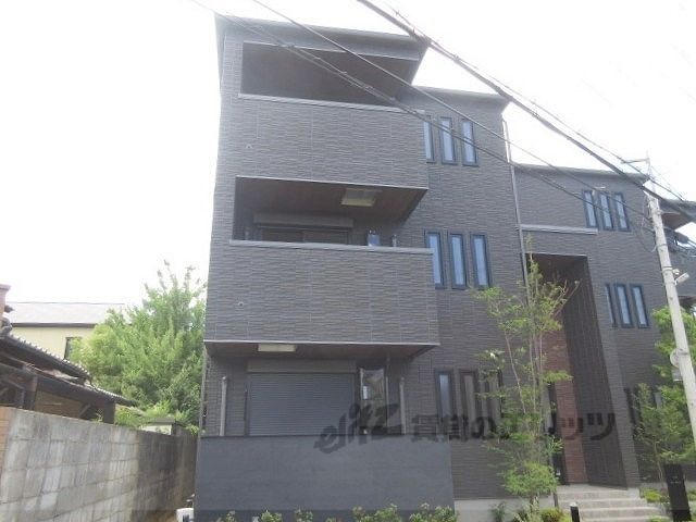シャーメゾン多藪の外観画像