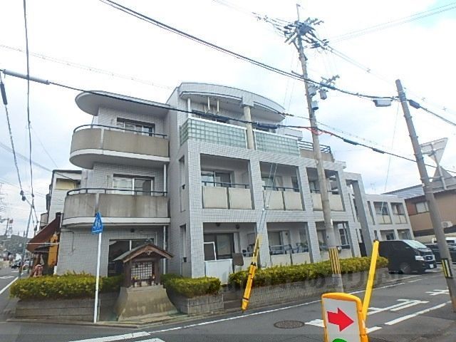 長八館の外観画像