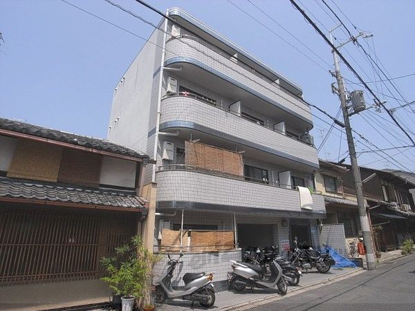 ヒューマンハイツの外観画像