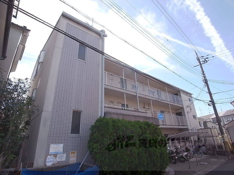 アーク本丸の外観画像