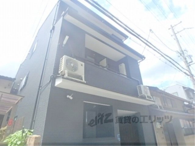 ラパン四条大宮の外観画像