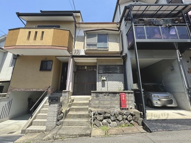 石田大山町8-41貸家の外観画像