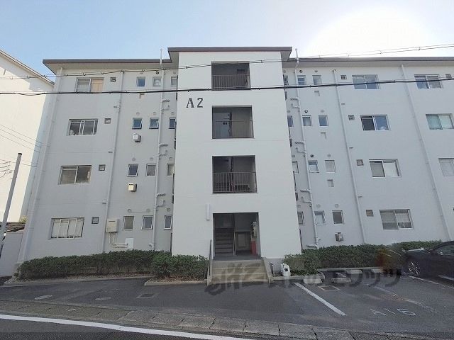 一言寺団地A2棟の外観画像