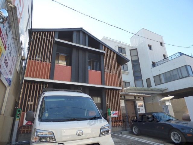 パーソナルサルーン西陣の外観画像
