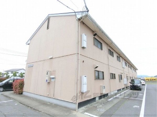 ラブリータウン近江A棟の外観画像