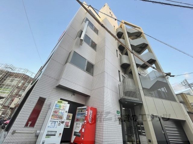 YDビルの外観画像