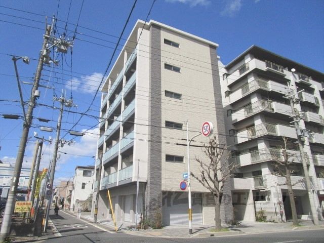 エクラージュ御池の外観画像