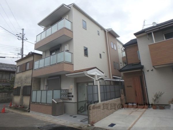 ワイズソラーナの外観画像