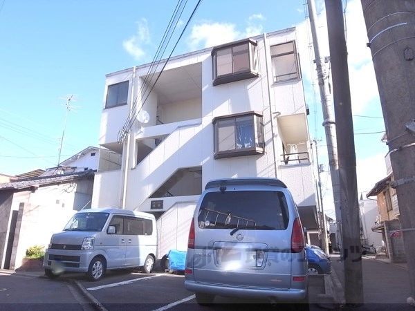 プチシャトー紫野の外観画像