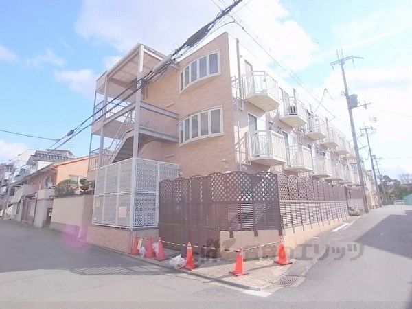 ララ東山の外観画像