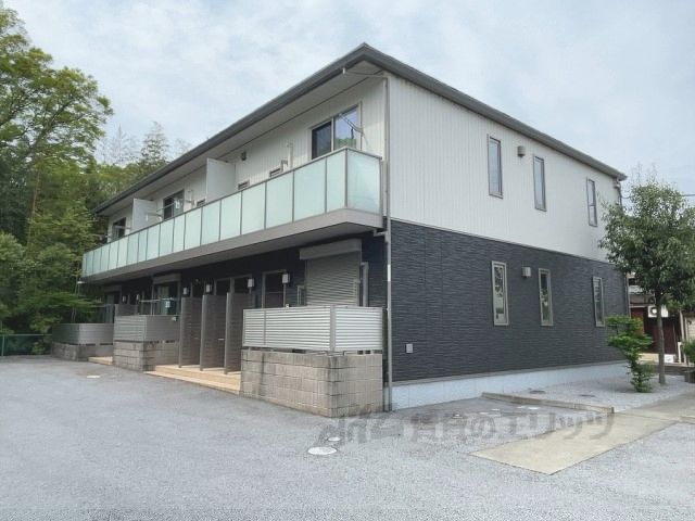 シャーメゾン エスパディーの外観画像