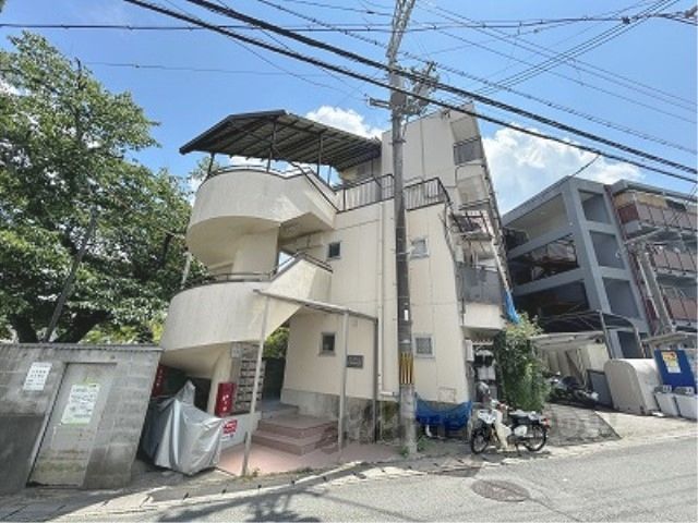 エステートピアの外観画像