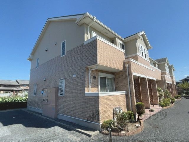 フェアリーテールの外観画像