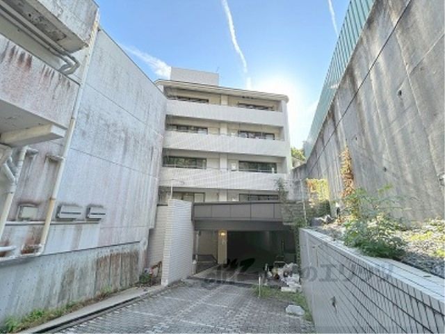 リアライズ衣笠の外観画像