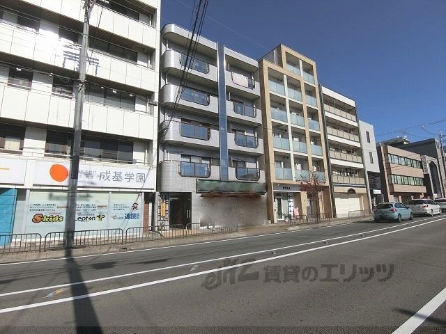 大生山科ビルヂングの外観画像