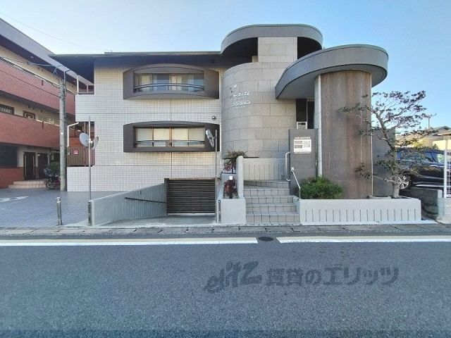 今井ドゥ-ズィエムマンションの外観画像