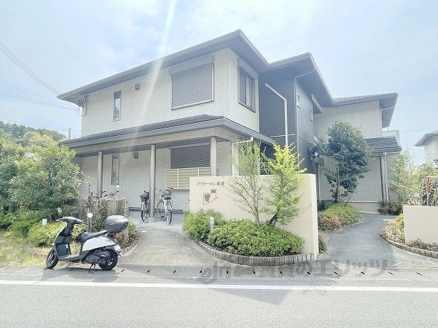 グリナージュ岩倉A棟の外観画像