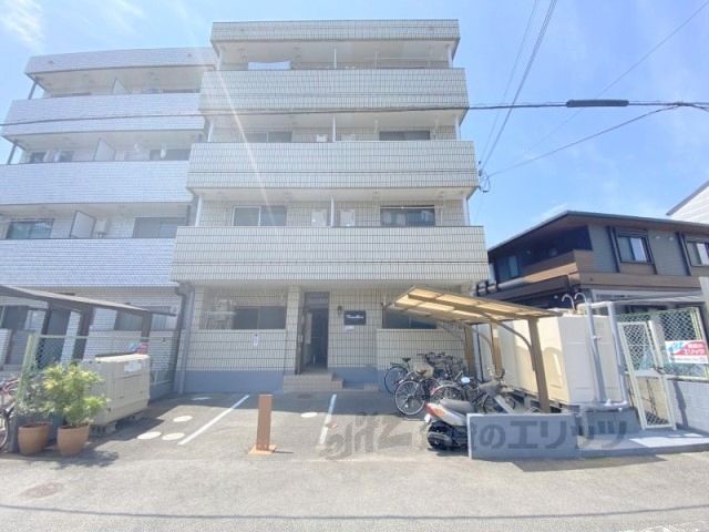 ファミール21の外観画像