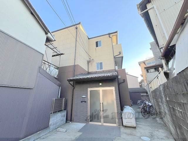 アールグランツ東大路の外観画像