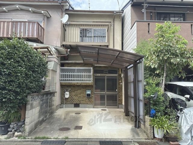 太秦安井二条裏町テラスハウスの外観画像