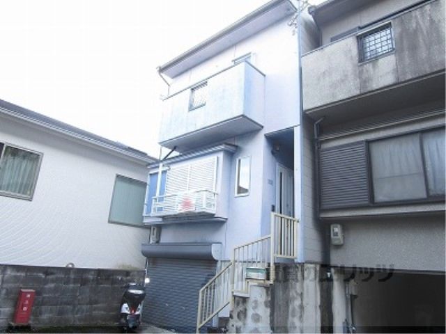 嵐山薬師下町28-7の外観画像