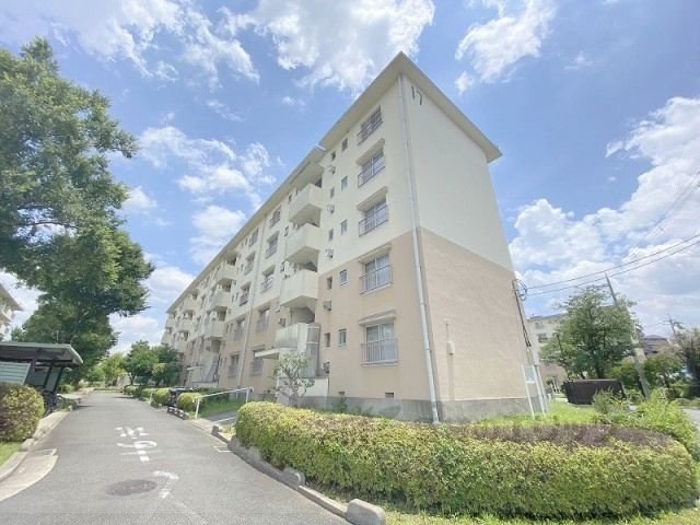 桜丘団地17号棟の外観画像