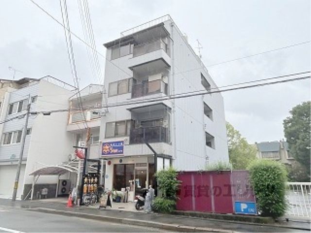 エレガンスコート烏丸西の外観画像