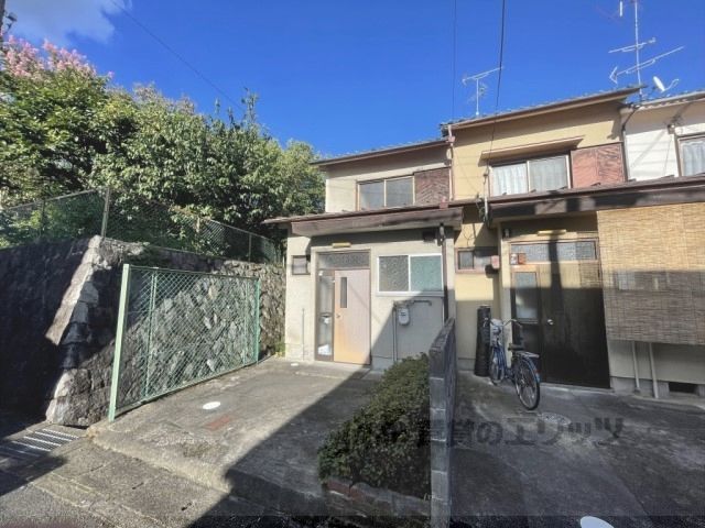 修学院中林町32-28貸家の外観画像