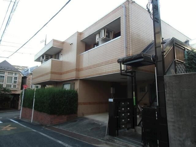 ロイヤルエステートの外観画像
