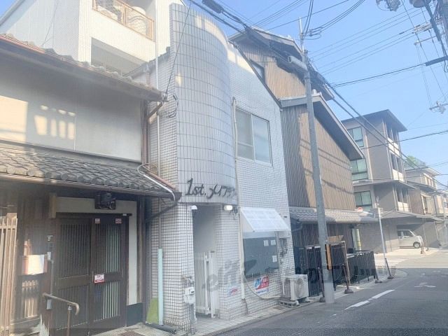 1’stメイフラワーの外観画像