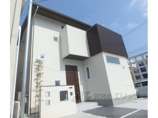 ドミールエストの外観画像