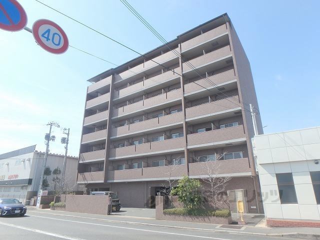 フローライト西院の外観画像