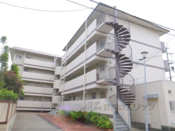 西喜マンションの外観画像