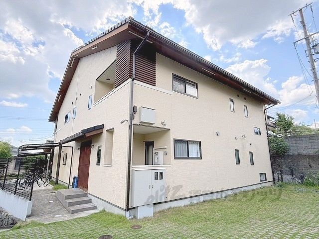 アイーズ荘の外観画像