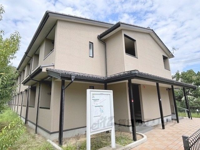 レオネクスト宇多野の外観画像