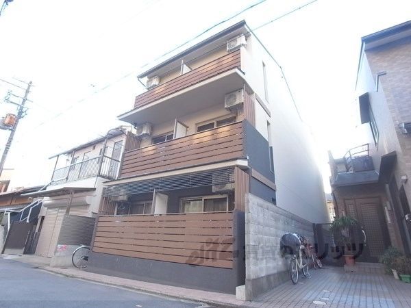 グレース白梅町の外観画像