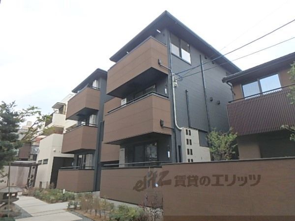 ガーデン鴨川御所東の外観画像