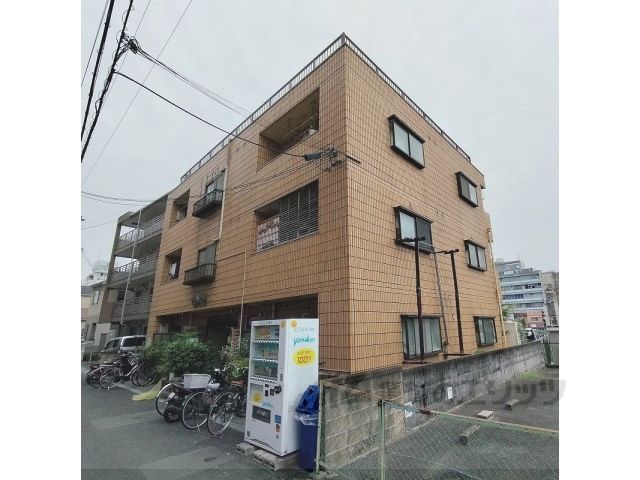 三匹のKOBUTAの外観画像